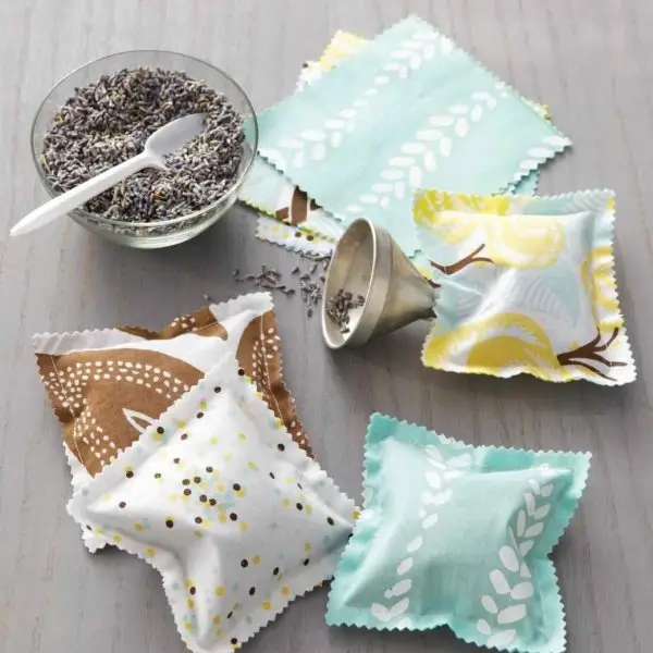 Make Your Own Herb Sachets