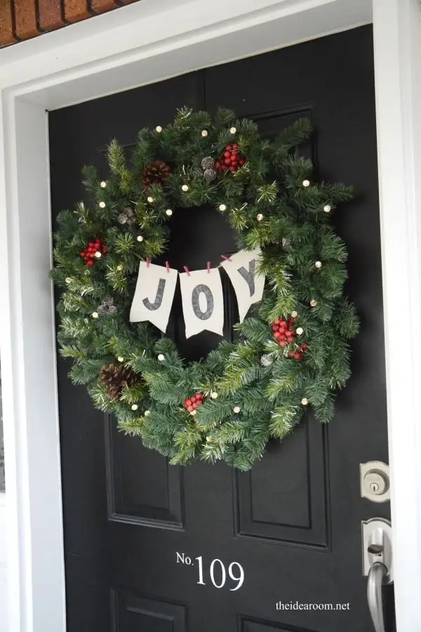 christmas decoration,wreath,christmas tree,picture frame,floristry,