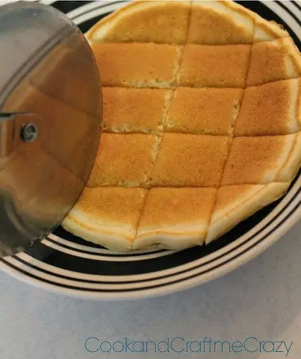 Use a Pizza Cutter to Cut Pancakes into Toddler-sized Bites