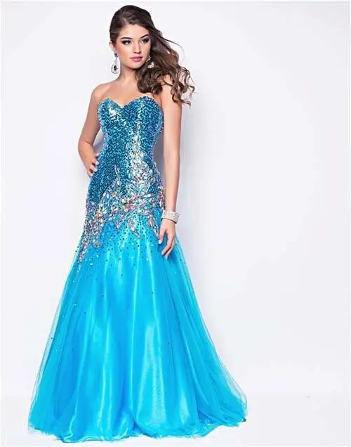 23 Jaw Dropping Turquoise Ball Gowns ...