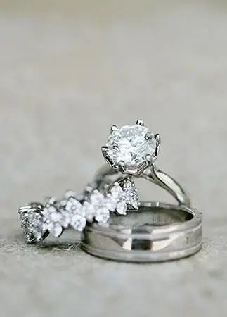 ring,jewellery,fashion accessory,platinum,diamond,