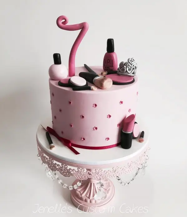 Makeup Cakes From Insta Every Beauty