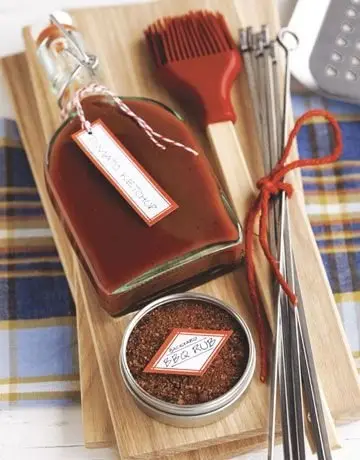 Grilling Kit with Homemade BBQ Sauce and a Homemade Rub