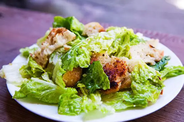 Slim Caesar Salad