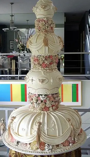 wedding cake,buttercream,cake,food,cake decorating,