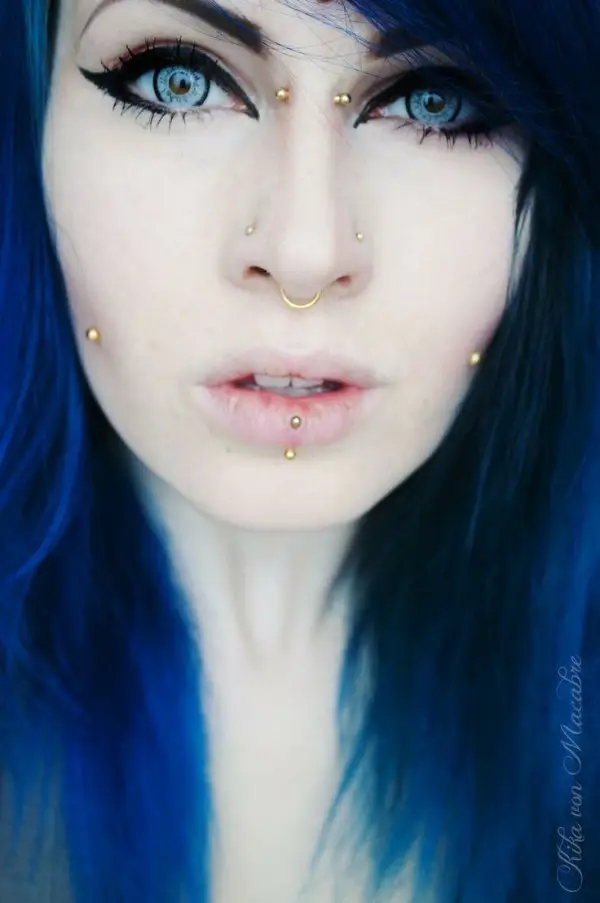 color,face,blue,hair,nose,