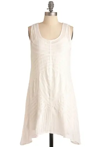 8 Crisp White Dresses for Summer ...