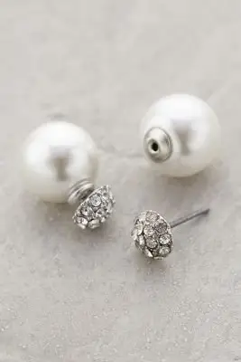 Pearl-Backed Studs