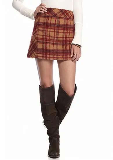Plaid Skirts That'll Create the Cutest Holiday Looks Ever