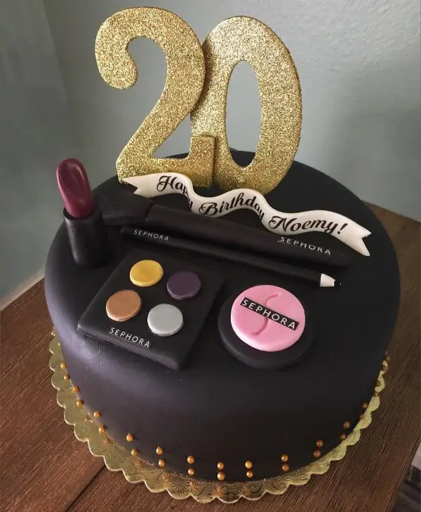 Makeup Cakes From Insta Every Beauty