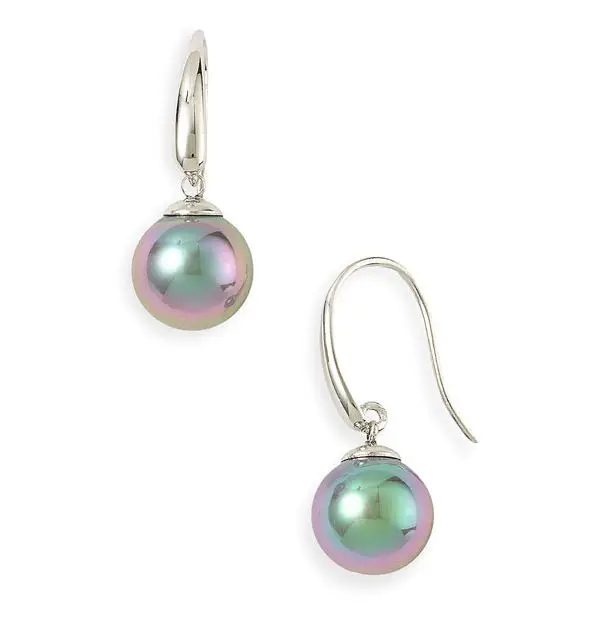 Iridescent Pearls