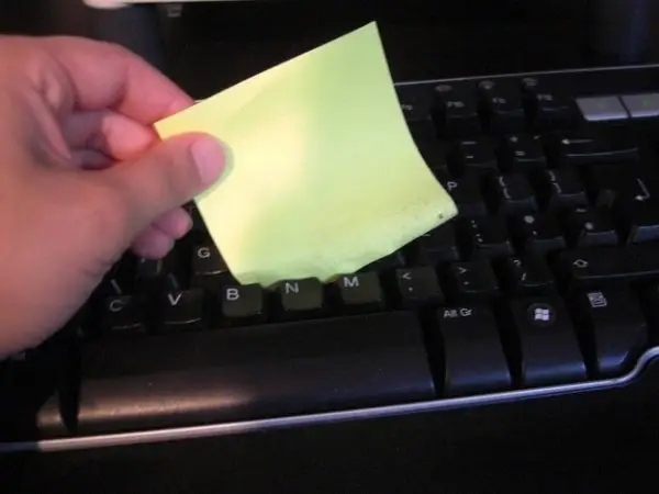 Use Post-it Notes to Clean Gross Stuff out of Your Keyboard
