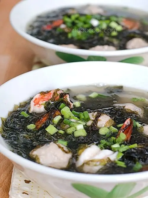 Seaweed Soup with Pork Balls 紫菜汤