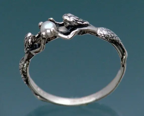 Two Mermaids Ring with Pearl