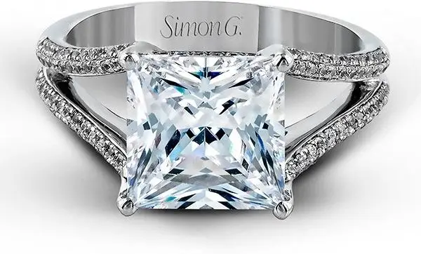 jewellery,platinum,fashion accessory,gemstone,diamond,