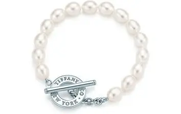 Tiffany & Co. Freshwater Pearl Toggle Bracelet