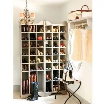 CARRIE- Minimalist Shoe Tower - Wooden Shoe Rack - Closet