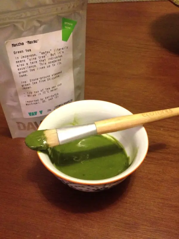 This Matcha Green Tea Face Mask is the Bees Knees