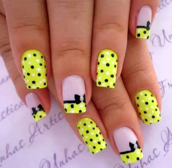 nail,finger,yellow,hand,manicure,