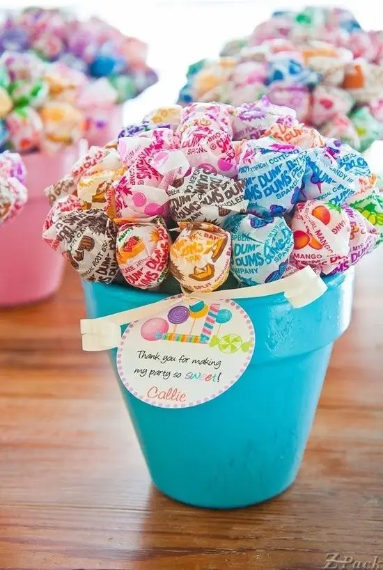 Top Crayola Party Favors Kids Will Love - Kid Bam  Crayola birthday party,  Diy birthday party favors, Kid party favors