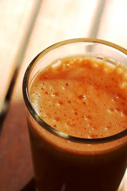 Drink Carrot Juice or Eat Raw Carrot