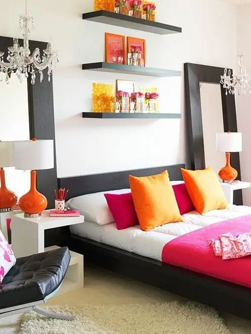 When NEON PINK and ORANGE MAKE PERFECT BEDFELLOWS