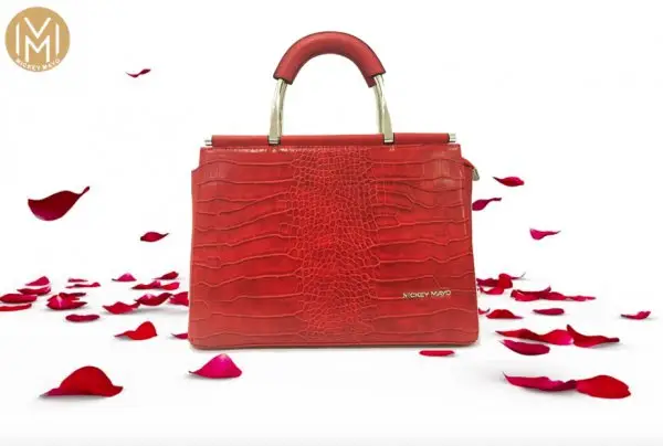 red, handbag, bag, fashion accessory, product,