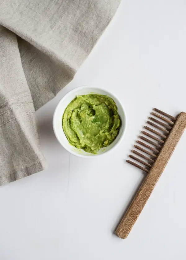 Avocado and Peppermint Hair Mask for Moisture and Shine