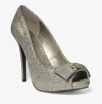 9 Metallic Heels to Glam up Your Outfit This Season ...