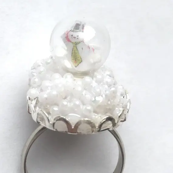 Snow Globe Snowman Ring