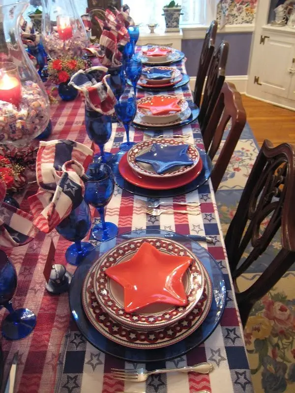 Totally Decked out Table