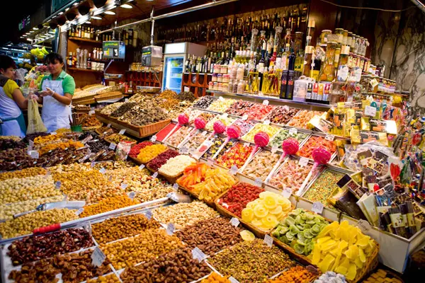 9 of the Best Local Markets Around the World