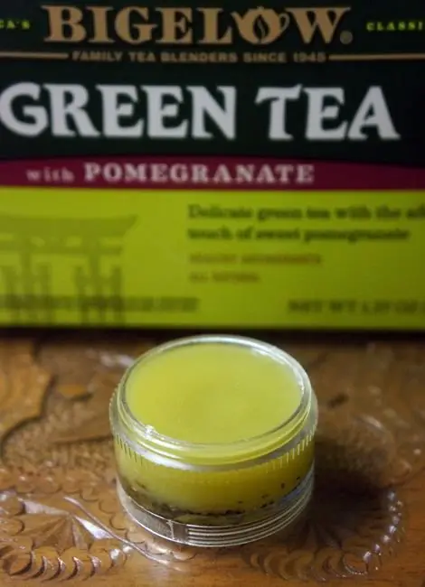 Speaking of Kisses, This Green Tea Palm Will Leave Your Lips Feeling Silky Smooth and Fresh