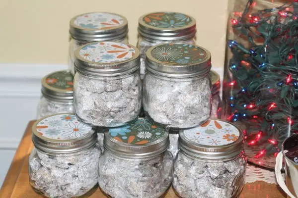 Christmas Puppy Chow Gifts