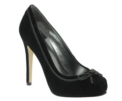 7 Gorgeous Pairs of Black Heels ...