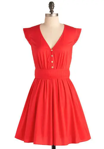 13 Hot Red Dresses to Wear on Valentine's Day ...
