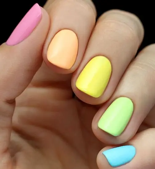 Solid Rainbow Manicure