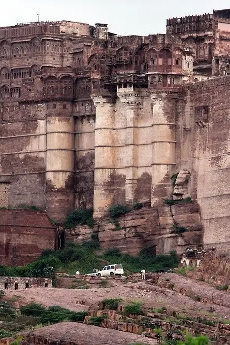 Mehrangarh Fort,ruins,historic site,ancient history,archaeological site,