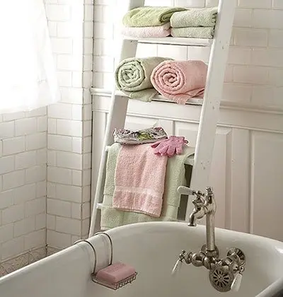 7 Unique Towel Holders You Can Make Yourself
