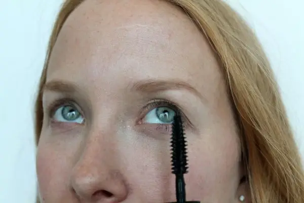 Apply Mascara to Your Lower Lashes While Holding the Brush Vertically