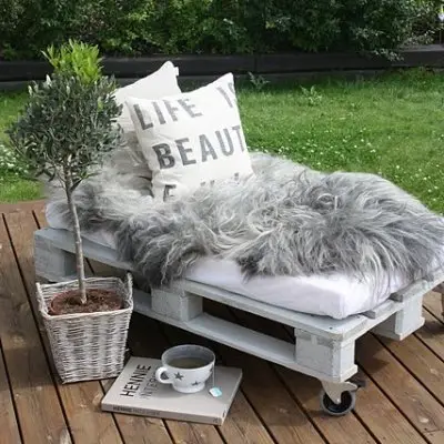 8 Beautiful Benches You Can Make Yourself ...