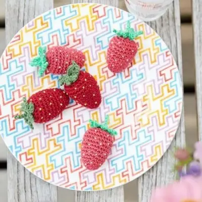 Strawberry craft ideas