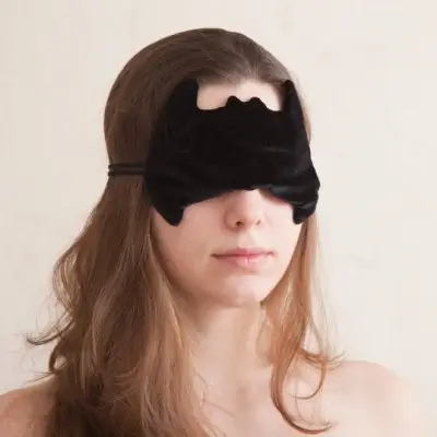 7 Simple and Cute Sleeping Masks to Make ...