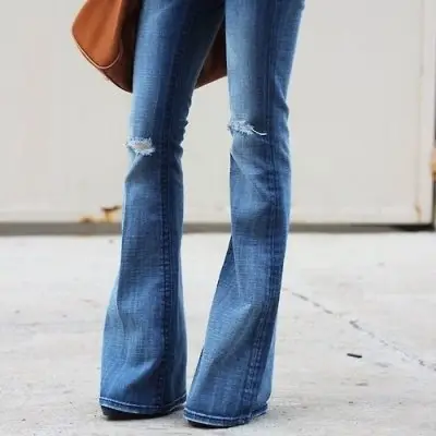 Lets Bring the 70s Back Here Are 25 Ways to Wear Flared Jeans ...