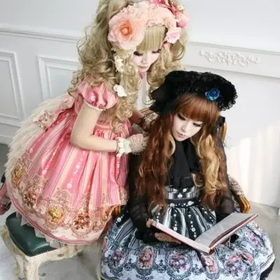 26 Adorable Lolita Dresses ...