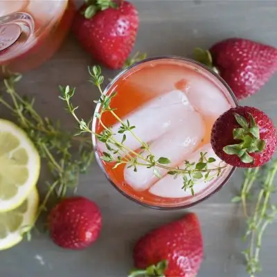 Beach Bum 101 Delicious Fruity Drinks You Should Sip on the Sand ...