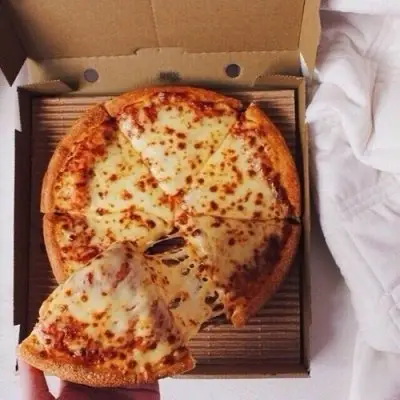 The Trick to Eating Pizza without Consuming Too Many Calories ...