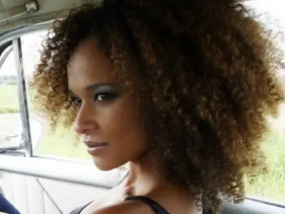 7 Super Easy Tutorials on Styling Your Afro Curls ...
