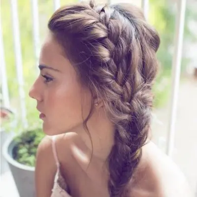 Tame Your Tresses with These Gorgeous Hairstyles for Thick Hair ...
