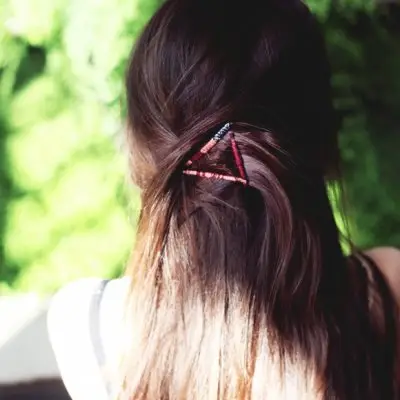 8 Awesome Ways to Change up Your Hair with Just Bobby Pins ...